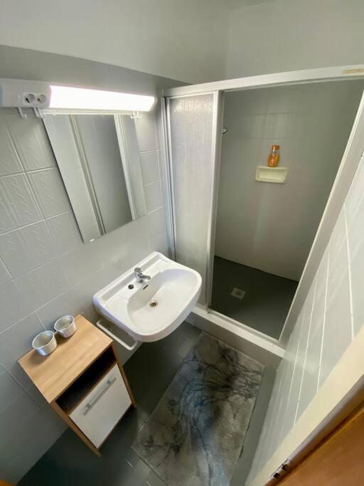 2-Zimmer Wohnung Auf Der Heide Finkenstein am Faaker See Bagian luar foto